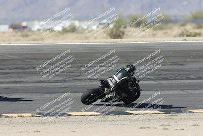 media/Dec-07-2025-CVMA (Sun) [[3e7d2de5dc]]/Race 5-Formula UL-CVMA Hooligans-American Thunder/